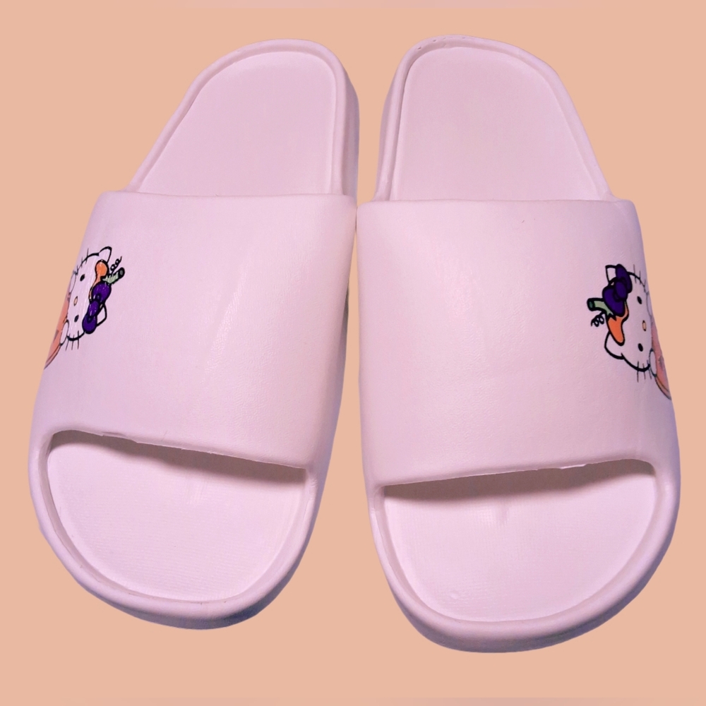 Hello Kitty Pumpkin Slippers - Size 42-43 Fits Like 8.5